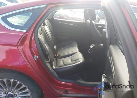 2014 Ford Fusion Titanium z USA, uszkodzony, nr VIN 3FA6P0D98ER172840